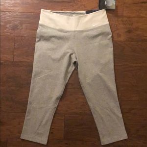 Nike capris